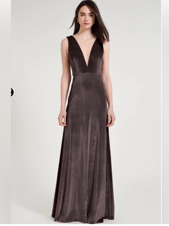 Jenny Yoo Dresses & Skirts - NWT Jenny Yoo Velvet Maxi Gown in Vintage Plum